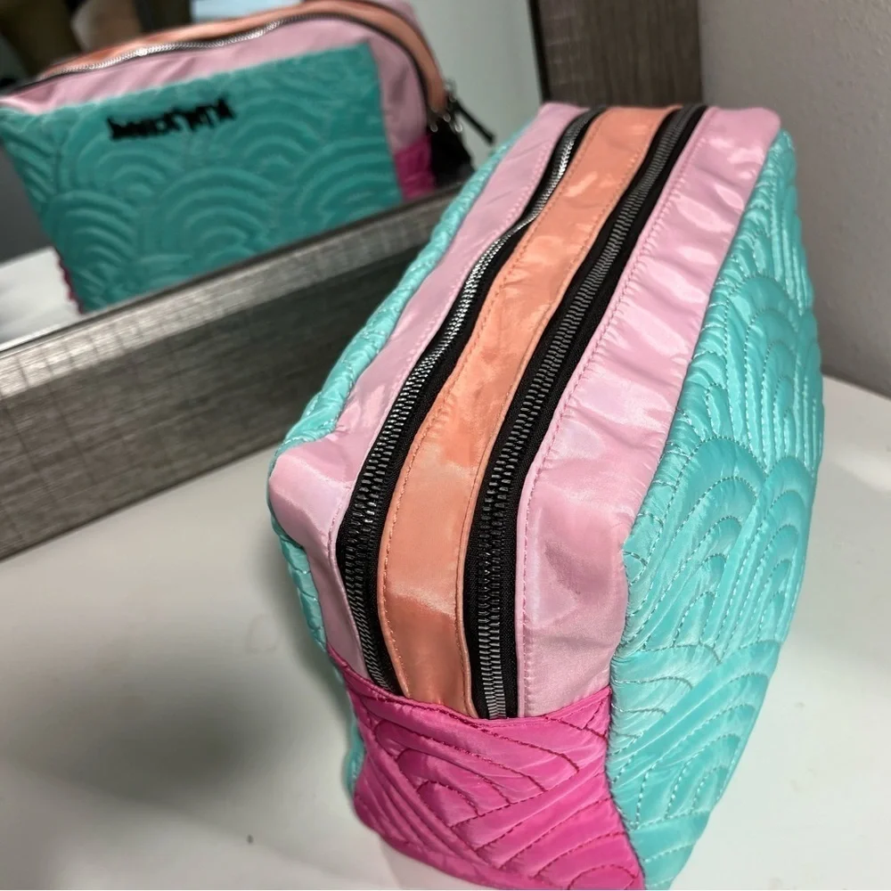 Betsey johnson weekender double zip make-up/toiletries bag